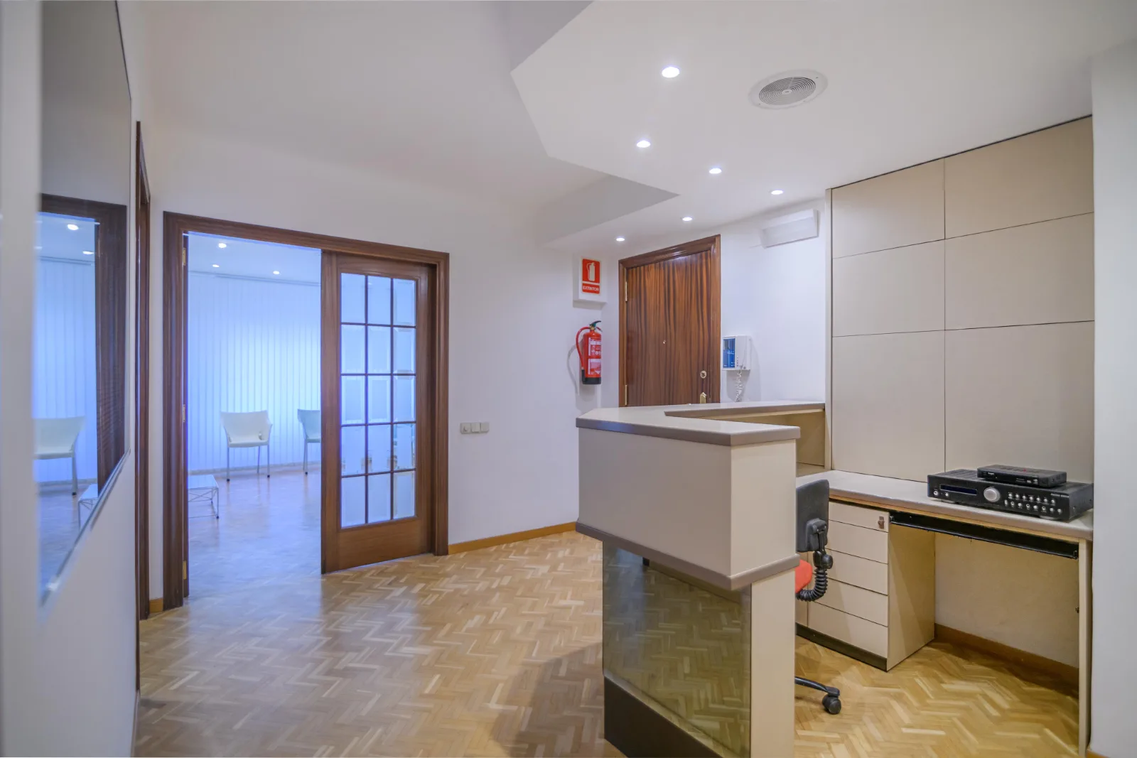 Local comercial zona Passeig, Passeig, Manresa — Recibidor