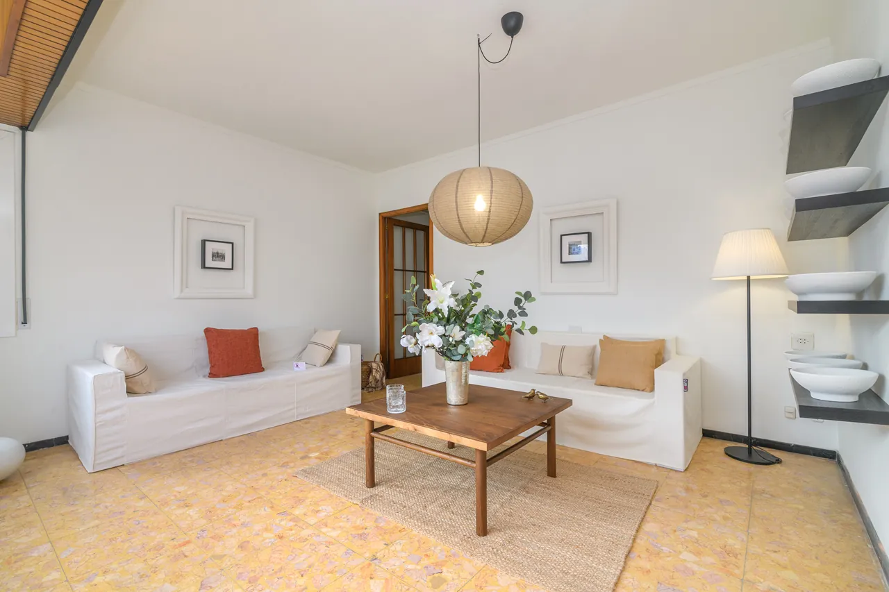 Àtic al Poble Nou, Poble Nou, Manresa — Sala estar