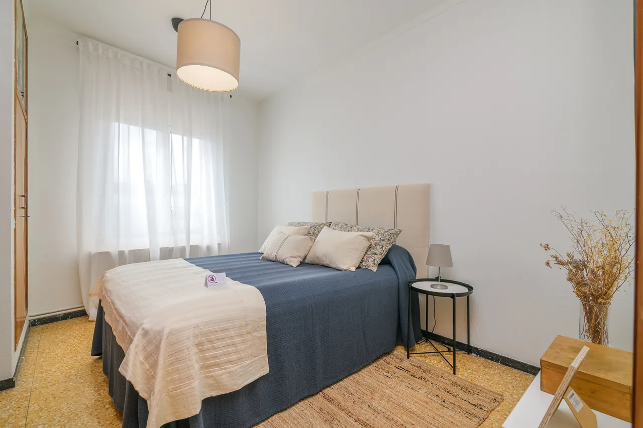Àtic al Poble Nou, Poble Nou, Manresa — Habitació 2