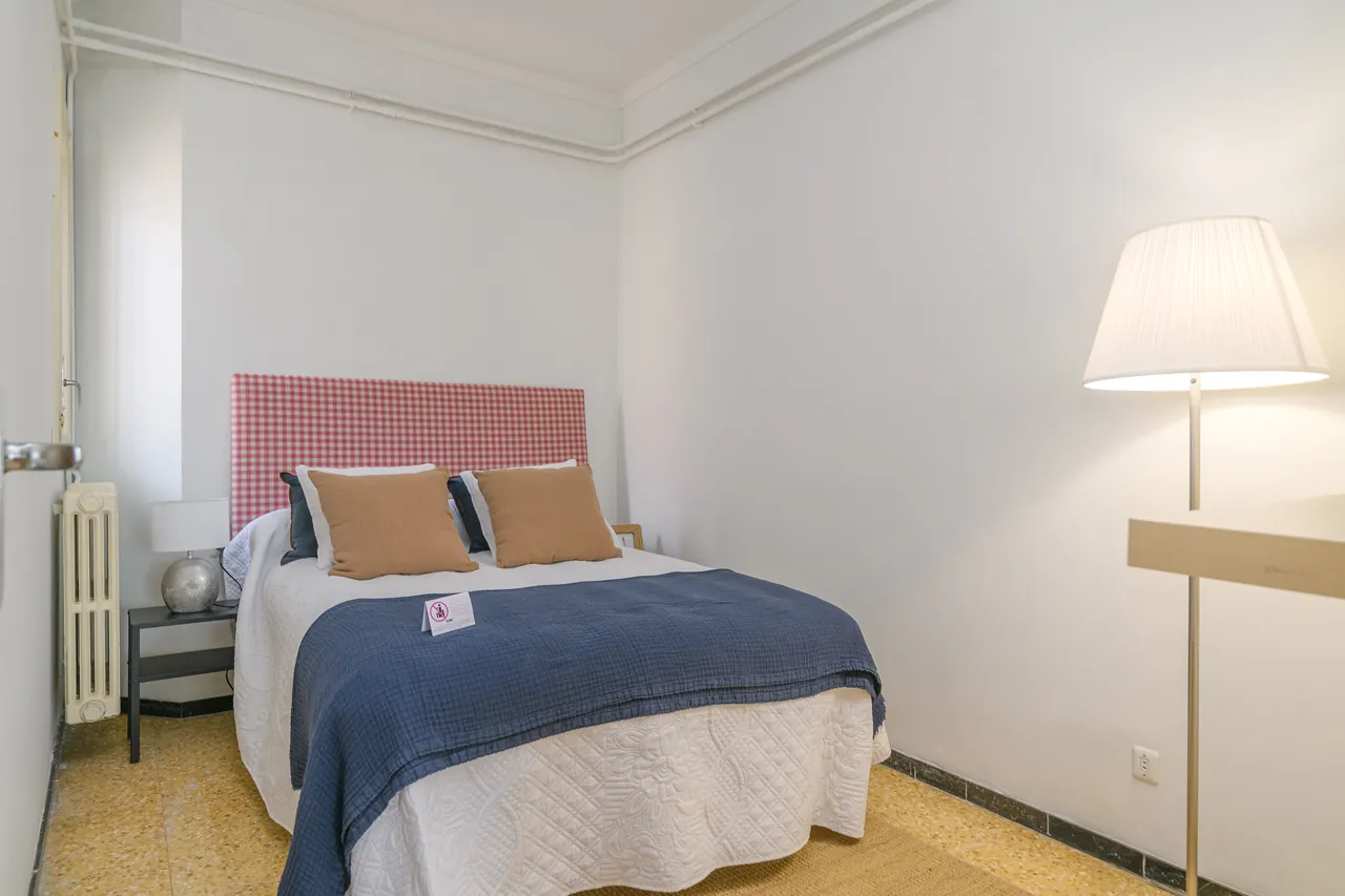 Àtic al Poble Nou, Poble Nou, Manresa — Habitació 4