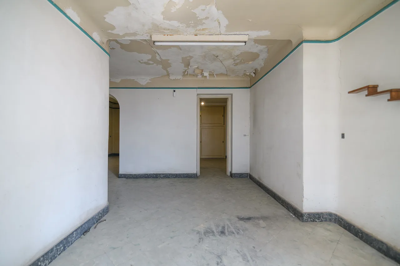 Finca a Plaça Lladó, Plaça Lladó, Manresa — Habitació gran