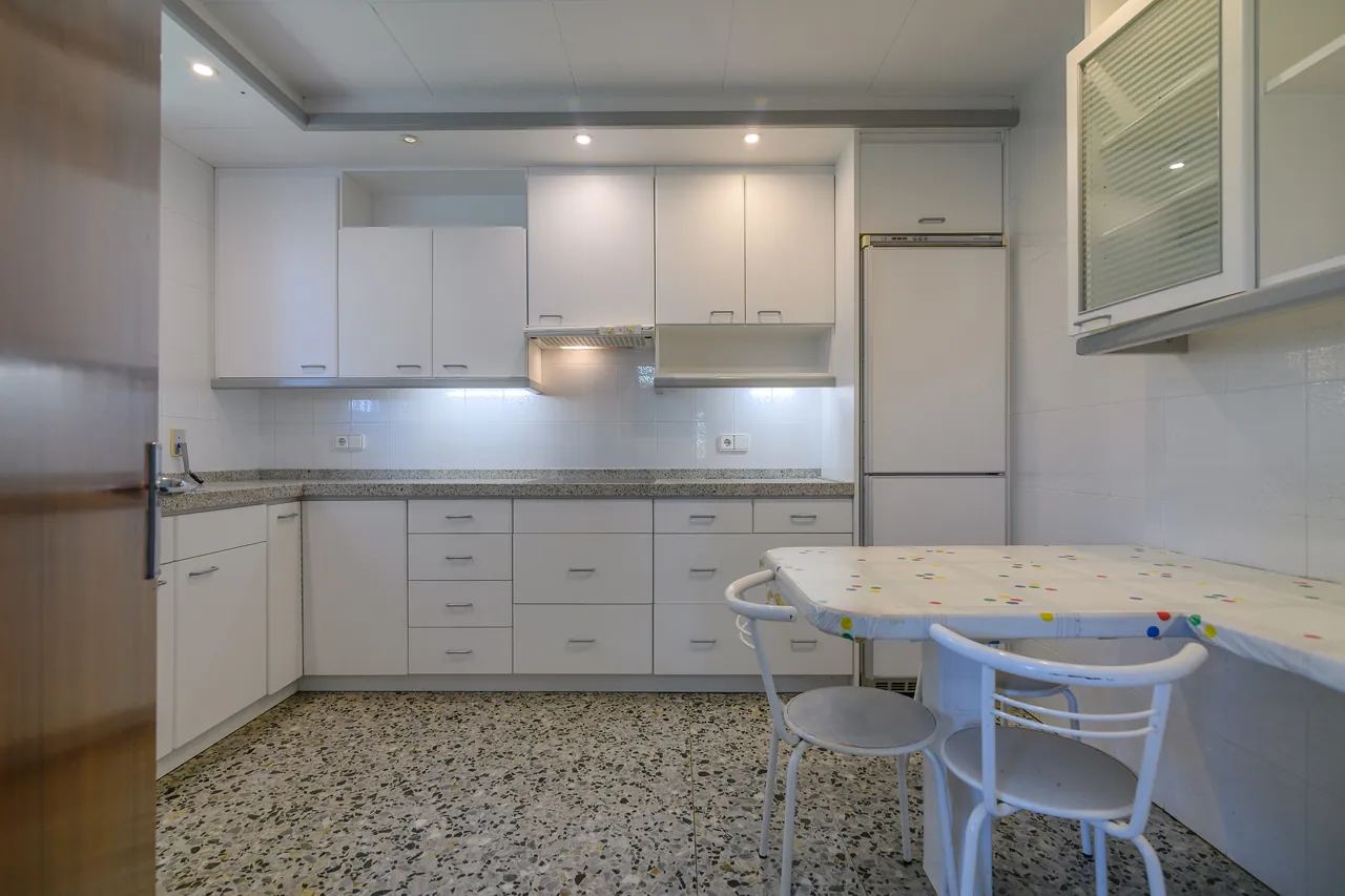 Casa con terreno en Viladordis (Manresa), Viladordis, Manresa — Cocina