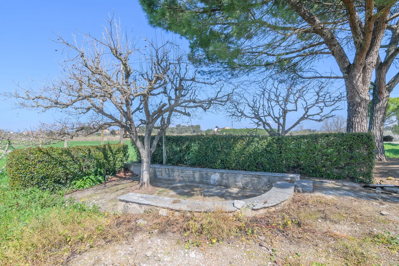 Casa con terreno en Viladordis (Manresa), Viladordis, Manresa — Jardín arbres