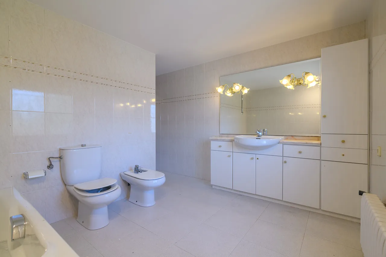 Casa con terreno en Viladordis (Manresa), Viladordis, Manresa — Baño 2
