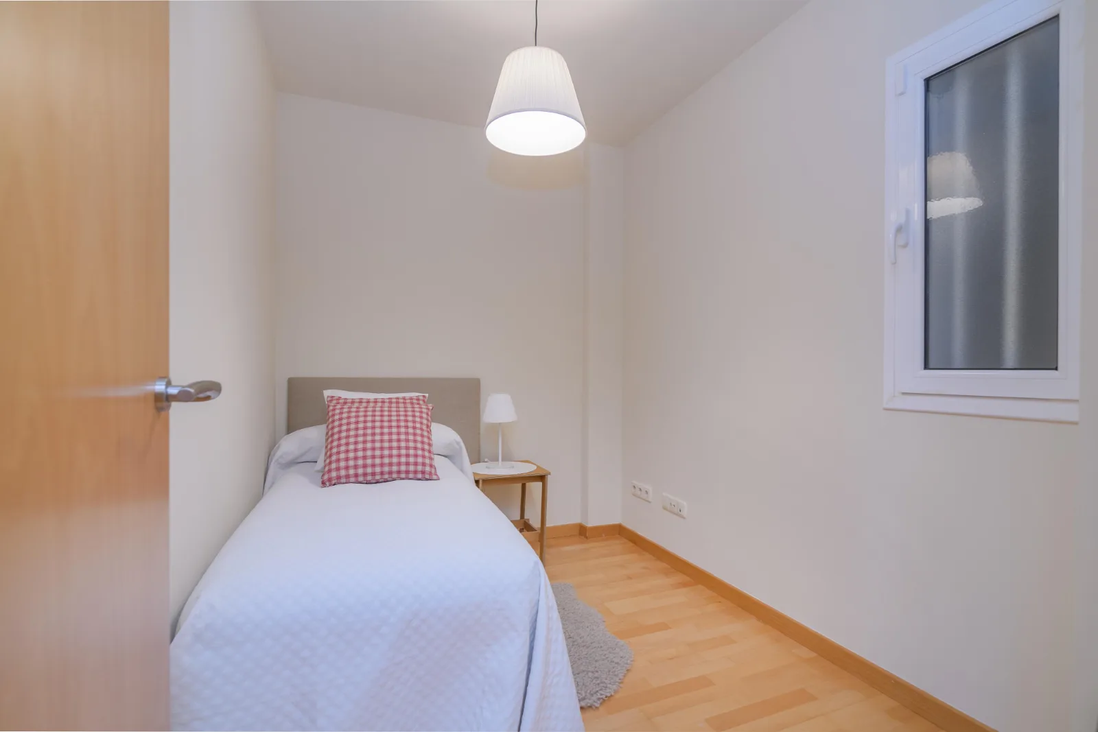 Átic dúplex a les Bases, Bases de Manresa, Manresa — Habitació 4