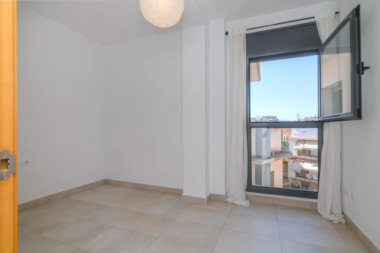 Àtic Dúplex amb terrassa, Carretera de Vic, Manresa — Habitació vistes