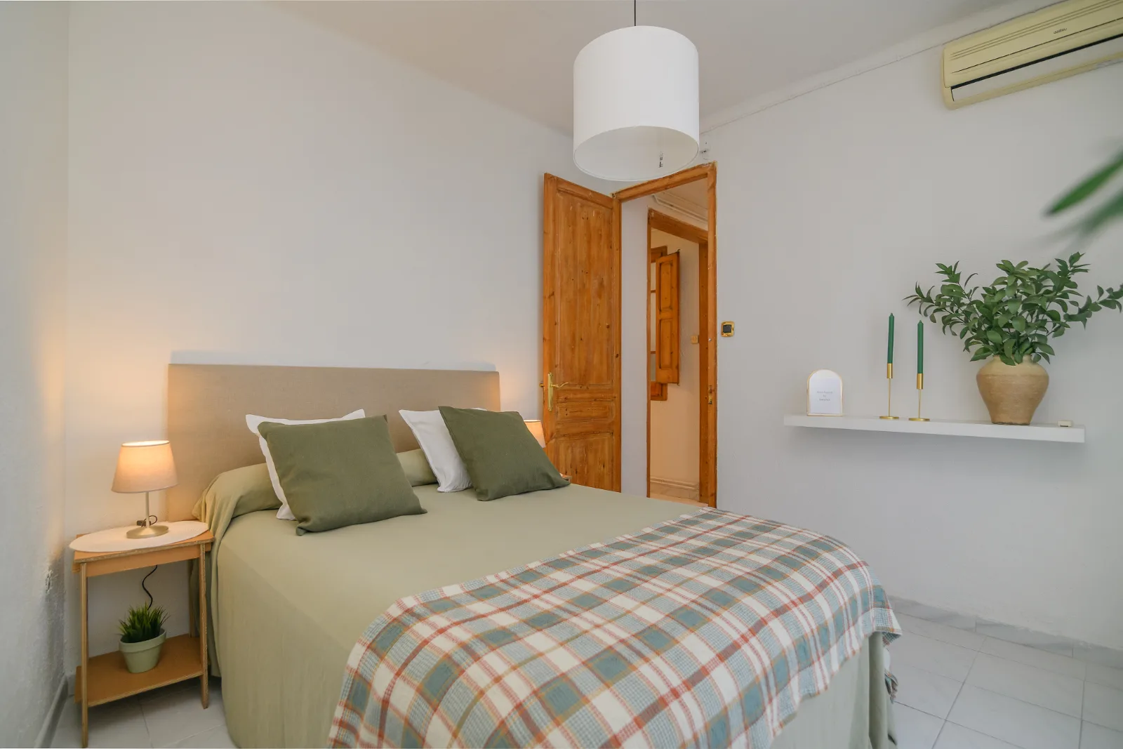 Piso en Ciutat Vella (Barcelona), Ciutat Vella, Barcelona — Habitación 2
