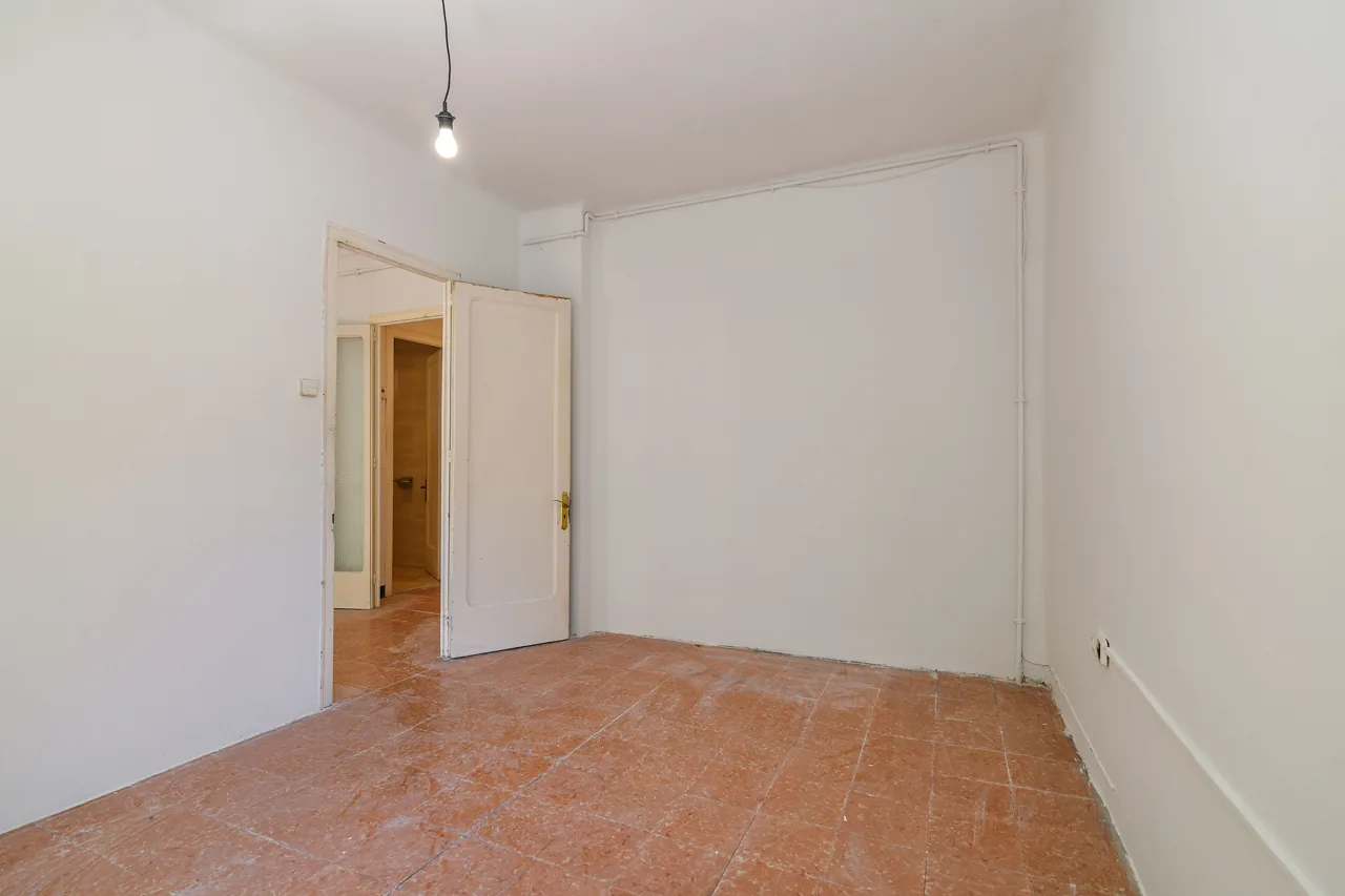 Pis a Bases de Manresa, Bases de Manresa, Manresa — Habitació 4