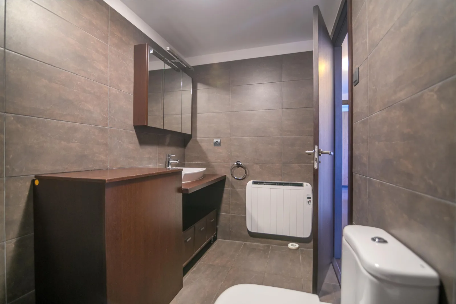 Piso con piscina comunitaria en la Illa Verda, Illa verda, Manresa — Baño 2
