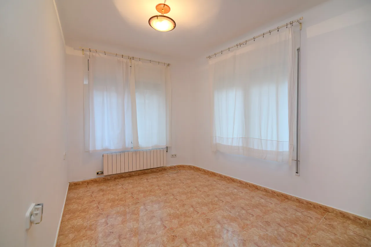 Pis al Poble Nou, Poble Nou, Manresa — Habitació 2