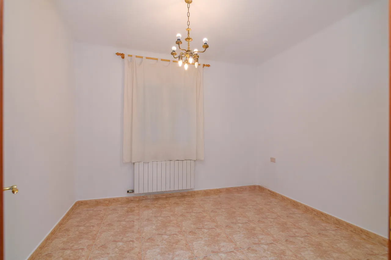 Pis al Poble Nou, Poble Nou, Manresa — Habitació 3