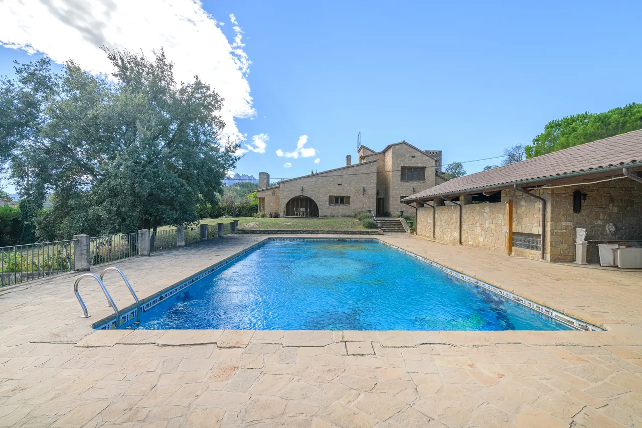 Xalet a Sant Vicenç de Castellet — xalet en venda a Sant Vicenç de Castellet